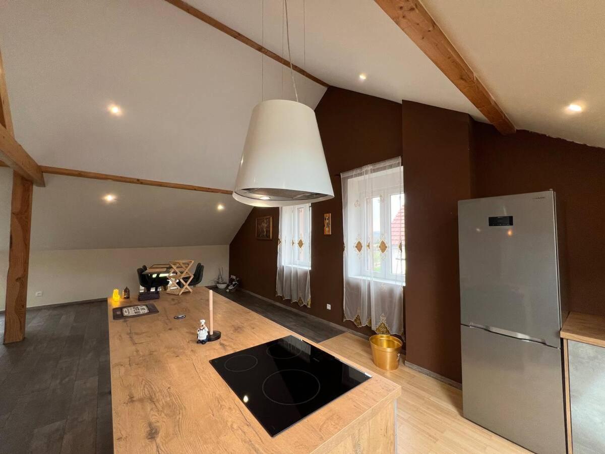 Bining Loft Spacieux En Pleine Foret מראה חיצוני תמונה